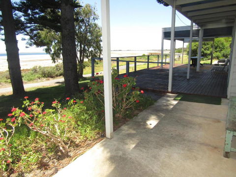 Ocean Devotion - Point Turton - Accommodation Coffs Harbour 1