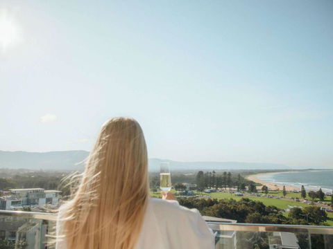 Novotel Wollongong Northbeach - Accommodation Coffs Harbour 3