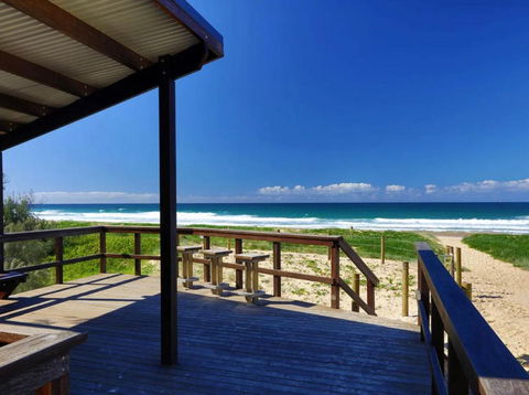 Oceanus Luxe Beachfront Bokarina - Accommodation Coffs Harbour 0