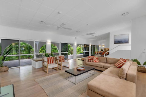 Ohana Palm Cove - Accommodation Coffs Harbour 0