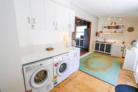 Omaroo - Town Of 1770 - Accommodation Coffs Harbour 1