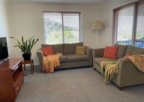 On The Hillside - Accommodation Coffs Harbour 2