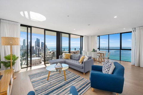 Opulent Ocean Opus -25th Floor - Accommodation Coffs Harbour 0