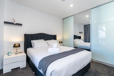 Park Avenue Apt In The Heart Of The City - Accommodation Coffs Harbour 0