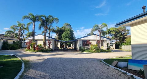 Park Beach Holiday Cabins - Accommodation Coffs Harbour 0