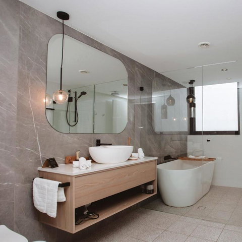 Pasadena Sydney - Accommodation Coffs Harbour 2
