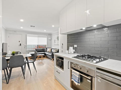 Payneham South Paradise Suite 1 - Accommodation Coffs Harbour 3