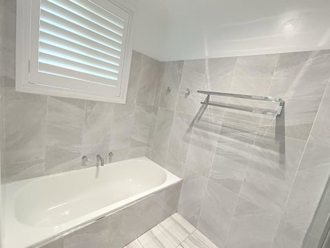 Peaceful Room In Modern Baulkham Hills Home - BH3 - Accommodation Coffs Harbour 2