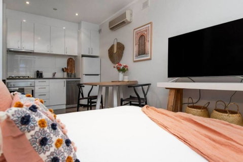Peach On Sussex North Adelaide - Accommodation Coffs Harbour 2
