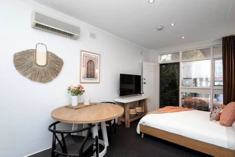 Peach On Sussex North Adelaide - Accommodation Coffs Harbour 3