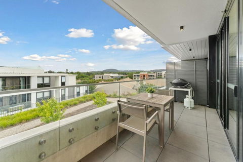 Perfect Location 1-Bed With Balcony, BBQ & Parking - Accommodation Coffs Harbour 3