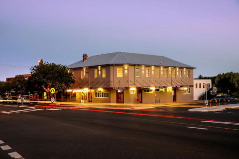 Pier Hotel Coffs Harbour - Accommodation Coffs Harbour 0