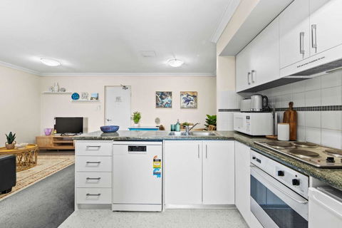 Prime Perth Apartment - Accommodation Coffs Harbour 3