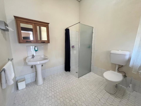 Princes Lodge Motel - Accommodation Coffs Harbour 1
