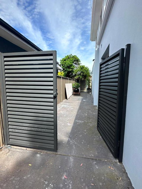 Private, Local Living Studio In Mascot, Airport - Accommodation Coffs Harbour 3
