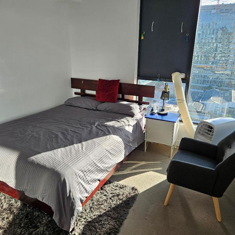 Private Bedroom & Bathroom In Shared Inner Brisbane Apartment - Accommodation Coffs Harbour 3
