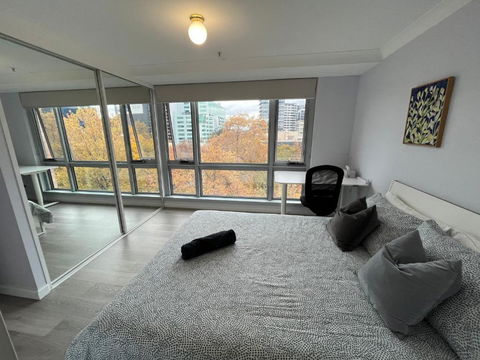 Private Room With Ensuite In The CBD - Accommodation Coffs Harbour 2