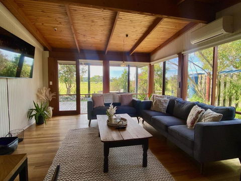 Prom Coast Oasis - Sandy Point - Accommodation Coffs Harbour 0