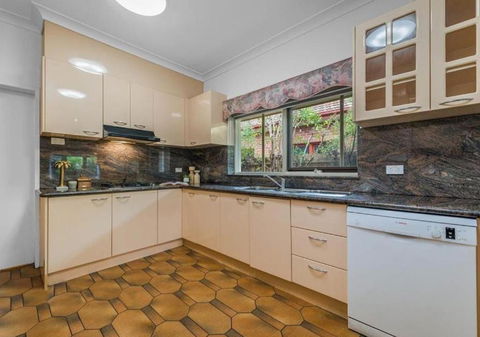 Pyne House - Accommodation Coffs Harbour 1