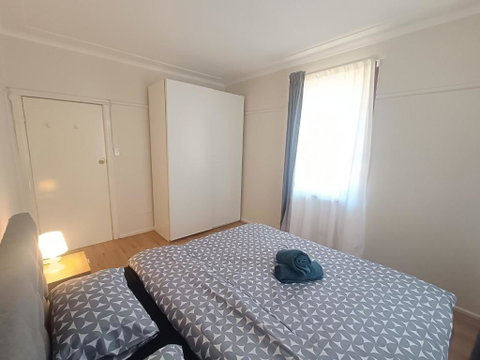 Quiet Room With Air Conditioning - E4 - Accommodation Coffs Harbour 3