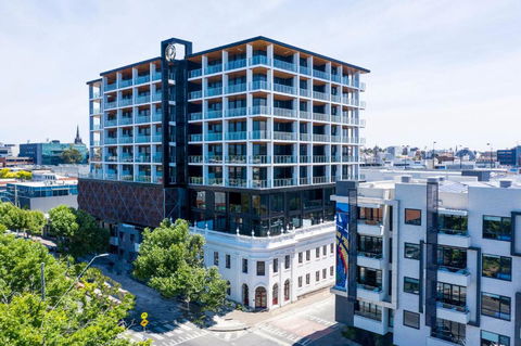 R Hotel Geelong - Accommodation Coffs Harbour 0