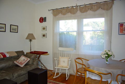 At Eleven - La Petite Maison - Accommodation Coffs Harbour 0