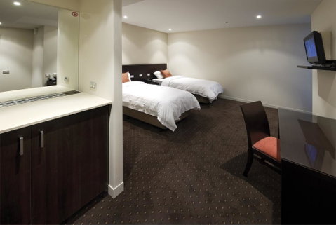 Atlantis Hotel Melbourne - Accommodation Coffs Harbour 1