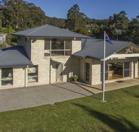 Atlantis on Lake Conjola - Sandra St 1 Lake Conjola - Accommodation Coffs Harbour