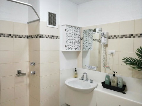 Atrium Private Stay Mandurah - Accommodation Coffs Harbour 0