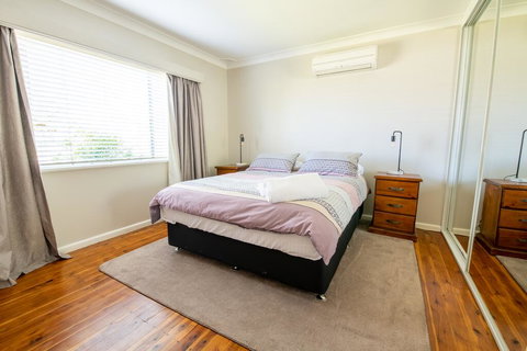 Autumn St - Trendy East Orange - Near CBD - Accommodation Coffs Harbour 1