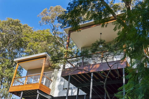 Avalon Tree House - Accommodation Coffs Harbour 2