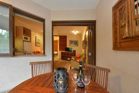 Bale 19 @ Hibiscus - Accommodation Coffs Harbour 3