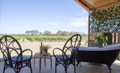 Balgownie Estate Winery Retreat & Restaurant - Accommodation Coffs Harbour 1