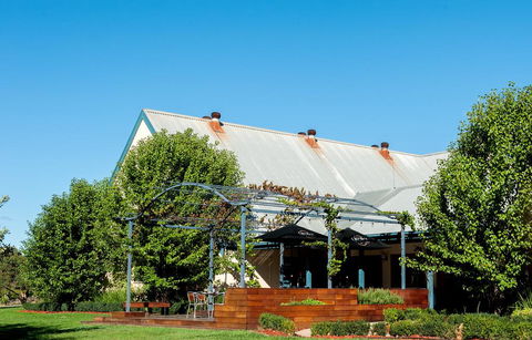 Balgownie Estate Winery Retreat & Restaurant - Accommodation Coffs Harbour 2