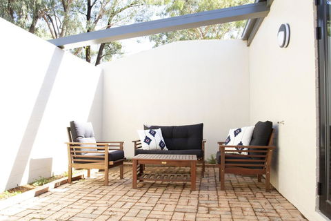Balgownie Estate Winery Retreat & Restaurant - Accommodation Coffs Harbour 3