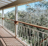 Banksia Beach House