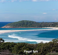Barefoot' 7/44 Marine Drive - Fabulous Fingal Bay - Accommodation Coffs Harbour
