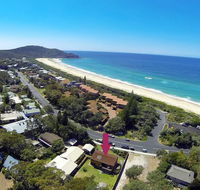 BARRELS AT BOOMERANG - Accommodation Coffs Harbour