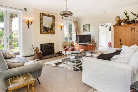 BARRIMA - SOMERS BEACH - Accommodation Coffs Harbour 2