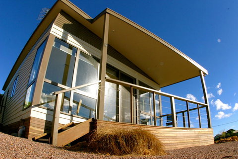 Bay Of Islands Apartments - Accommodation Coffs Harbour 1