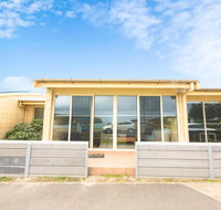 Bayview no 2 - Next to the Beach