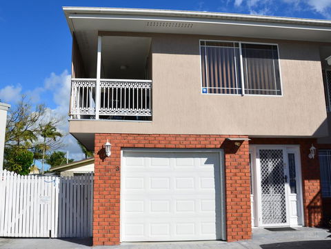 Bayz On The River - Accommodation Coffs Harbour 1