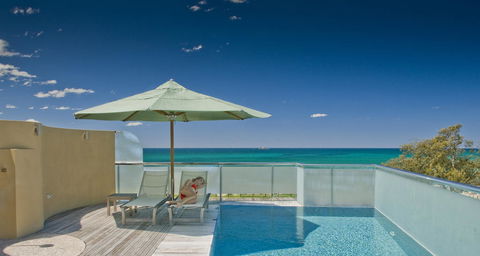Beach Suites - Accommodation Coffs Harbour 0