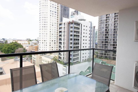 Republic Apartment - Accommodation Coffs Harbour 3