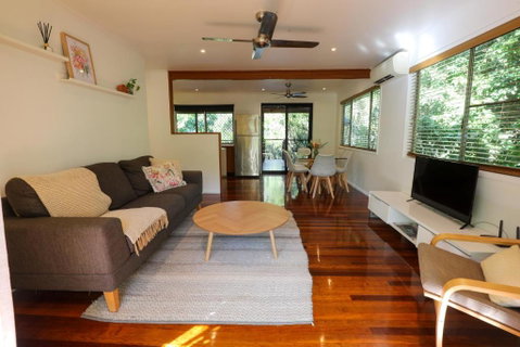 Regent Bower Cottage - Accommodation Coffs Harbour 1