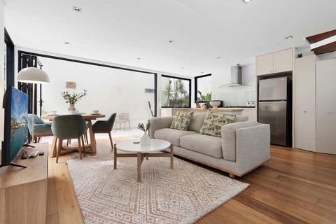 Relaxed Beachside Townhouse - Accommodation Coffs Harbour 0