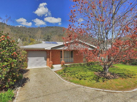 Right In Bright - Accommodation Coffs Harbour 1