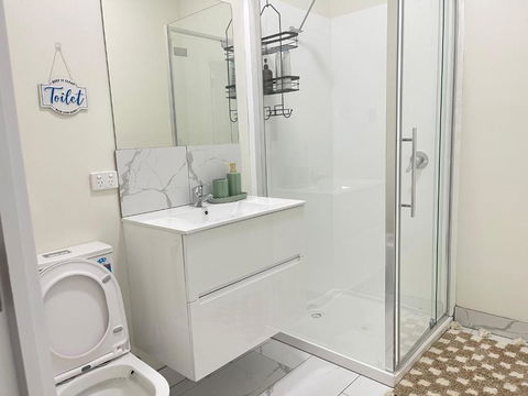 Riverside Hotel - Accommodation Coffs Harbour 1
