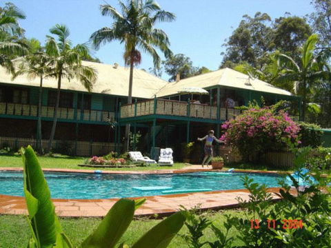 Riviera Bed & Breakfast - Accommodation Coffs Harbour 2