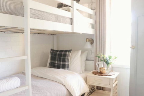 Rustic Chic 200 Metres From CBD - Accommodation Coffs Harbour 1